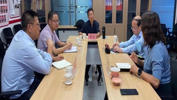 6月22日，省律协劳动与社会保障法专业委员会在北京市炜衡（兰州）律师事务所召开了主任会议。会议讨论了劳动与社会保障法专业委员会2022年工作计划，并围绕委员会在劳动争议案件所起的积极作用方面提出了意见