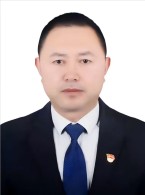 朱兴俊，男，1973年3月出生，汉族，本科，中级职称，中共党员。现任甘肃省律师协会监事会监事、酒泉市律师行业党委委员、甘肃卓辩律师事务所党支部书记，酒泉市律师协会第三届监事会监事长，酒泉市行政执法监督